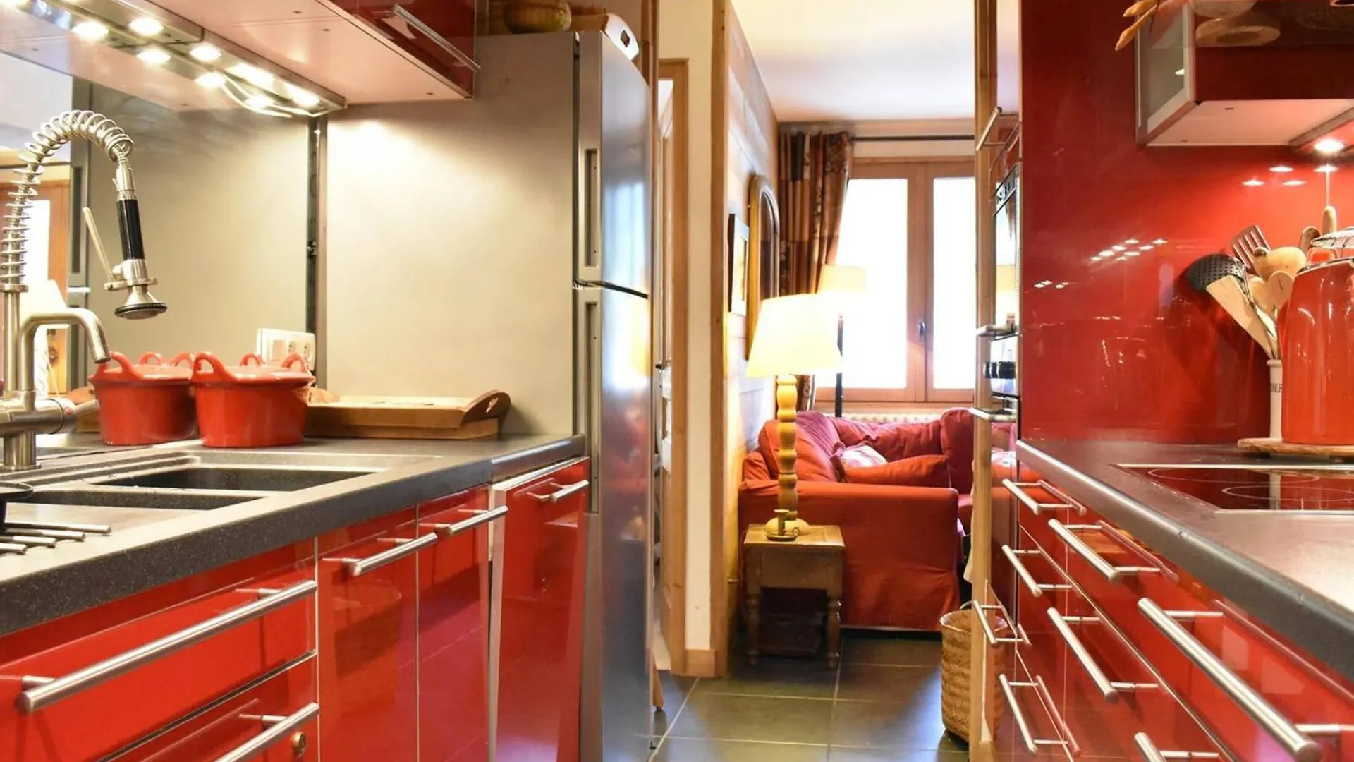 Appartement Familial 12 Pers. Avec Balcon, Cheminee, Proche Pistes Et Commerces A Meribel - Fr-1-180-619 Les Allues