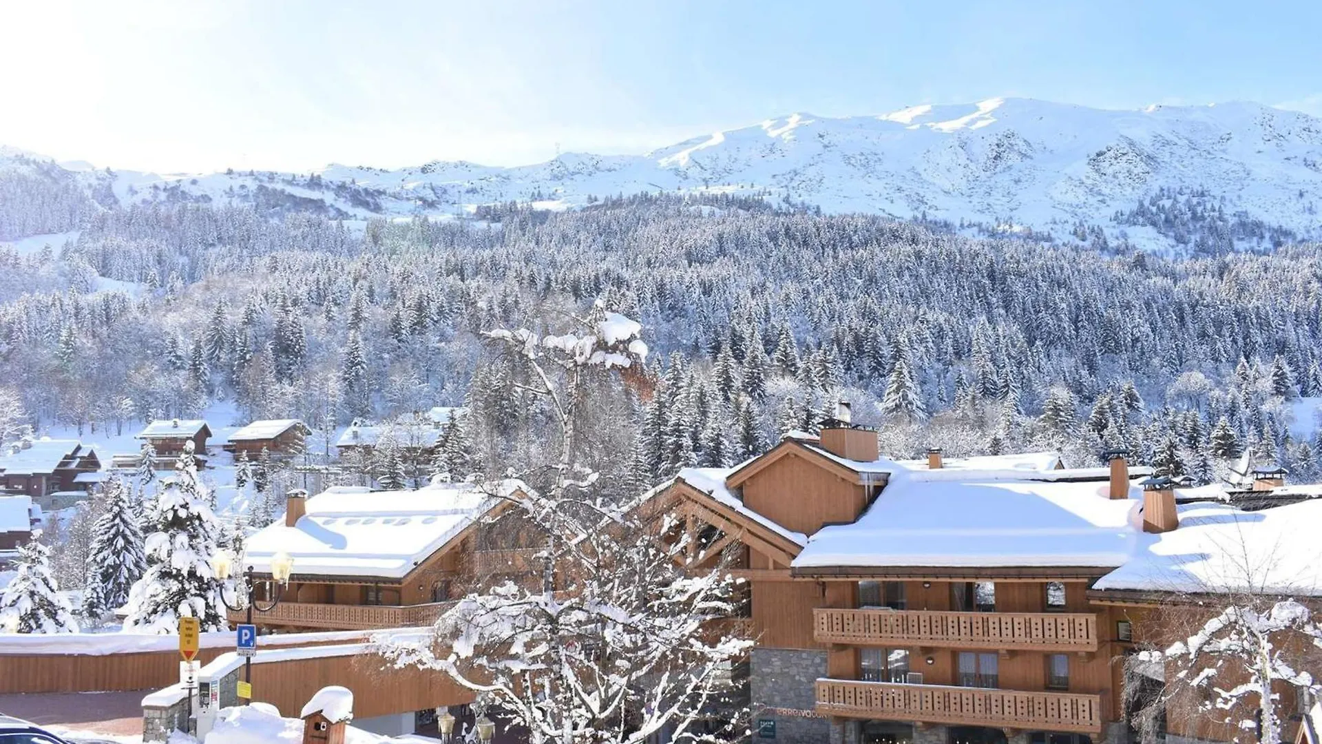 Appartement Familial 12 Pers. Avec Balcon, Cheminee, Proche Pistes Et Commerces A Meribel - Fr-1-180-619 Les Allues Frankrig